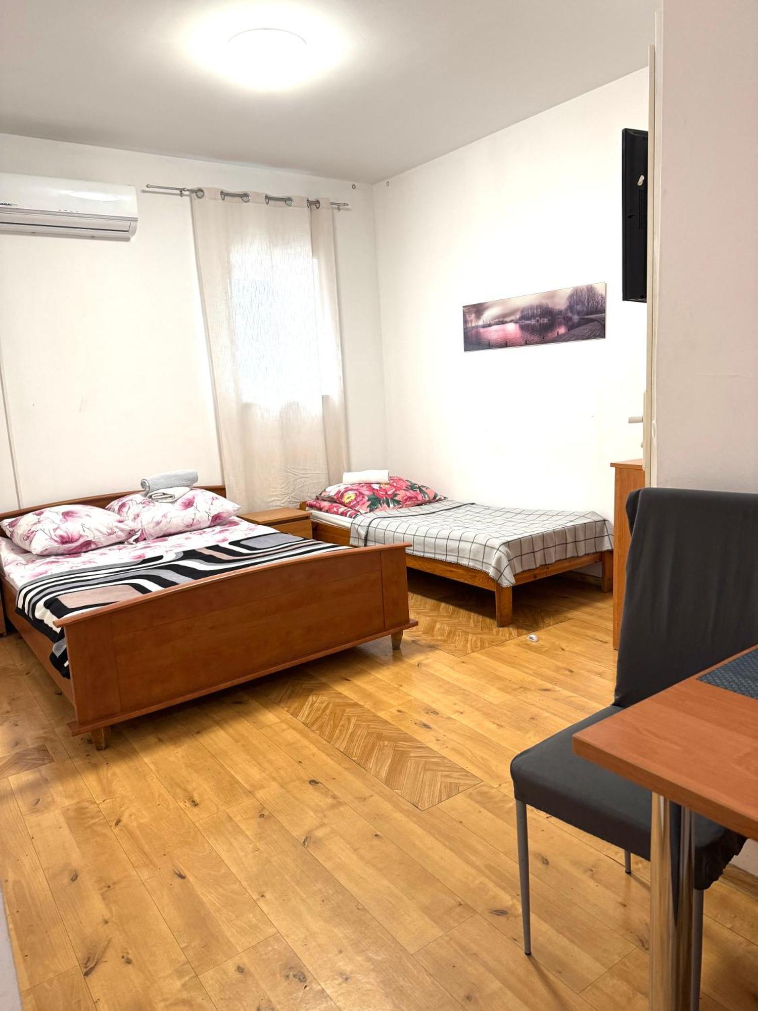 Hostel Koral ชเตชชิน ภายนอก รูปภาพ